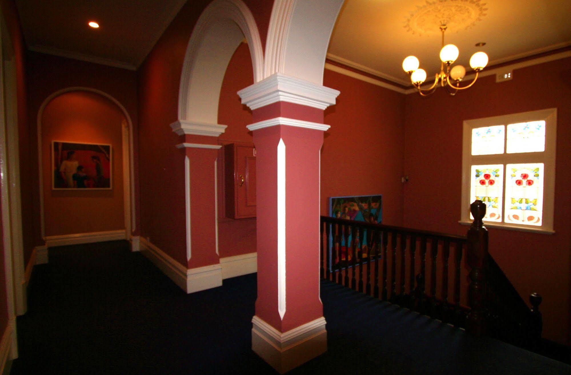 The York Palace Accommodation المظهر الخارجي الصورة